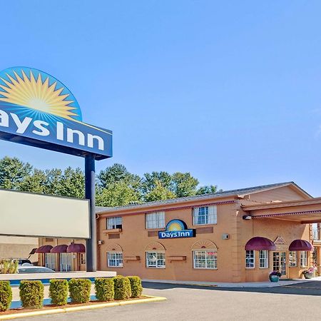 Days Inn By Wyndham Everett Exterior foto